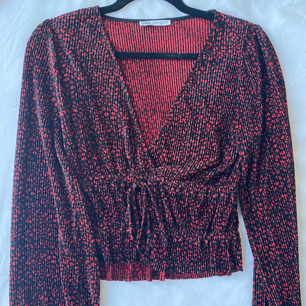 Barely worn Zara blouse